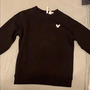 h & m womens mickey mouse black crewneck